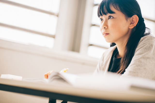 【児童指導員】放課後等デイサービス/正社員/資格必須/月給21.3万円~/年間休日120日/全国60施設以上!子どもから高齢者向け施設まで福祉事業を幅広く展開する大手法人♪